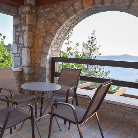 Ryalos Villas Kalamata Exterior photo
