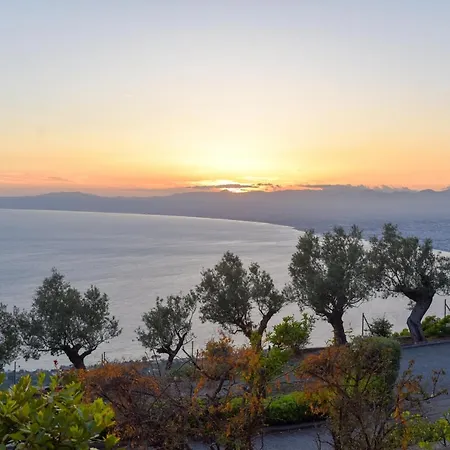 Ryalos Villas Kalamata Exterior photo