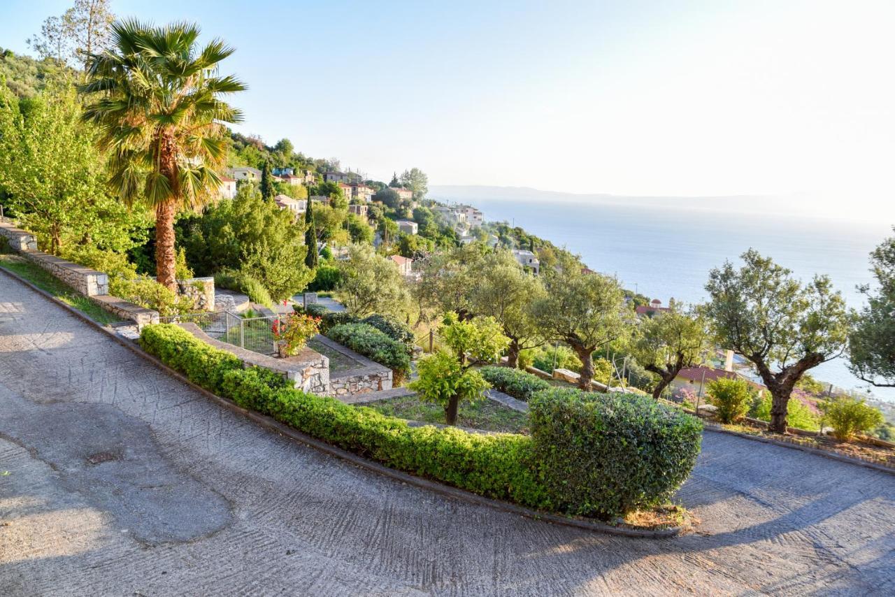 Ryalos Villa *